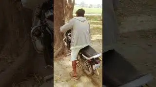Desi bike stand
