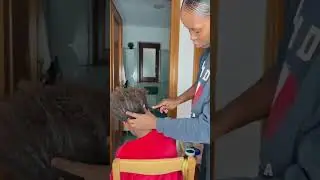 Realizzo le trecce bionde alla mia figlia!