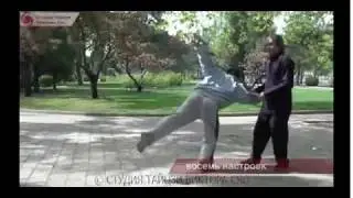 Мастер Виктор Сяо (肖维佳老师). Восемь настроек силы-цзинь  (съемка 2011 года)