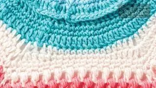 Left Hand - Crochet Study of Planet Earth: Week 2 | The Crochet Crowd