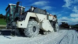 Stabilizace zeminy - Wirtgen WR250 & CAT D6XE