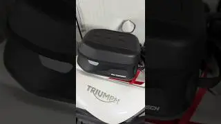 Instalando mi bolsa de dep&oacute;sito PRO Micro WP de ​⁠ 😍 #swmotech #moto #streettriple