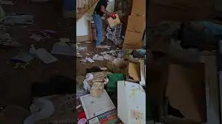 Hoarder House Cleanout | Junk Removal 50/50 Chance 😳