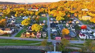 Bridgewater, Pennsylvania Riverside Dr Fall Foliage 2024