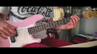 SQUIER mini Precision bass