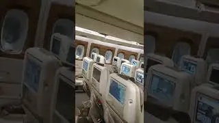 Emirates - Economy Seats - Dubai to India #emirates #dubai #india @PianoNumberOne
