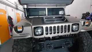 Hummer H1 Alpha Camper RV Expedition Vehicle Offroad Expeditionsmobil Allrad Front View