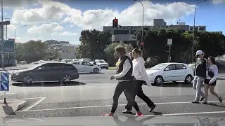 A Warm Winter Drive Through Auckland&rsquo;s Quiet Streets