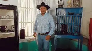 A Petici&oacute;n De La Brisa Omar Valera