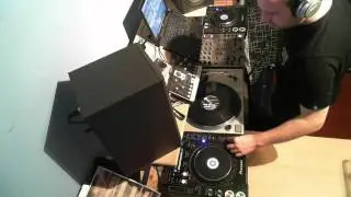 DJ Gearfreak - HD Dubstep Mix 001 (Skeptiks, Skrillex, Gemini,12 Inch Plastic Toys, The Others)