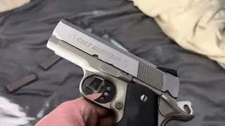 Colt 1911 rail gun, lightweight commander and defender gun review