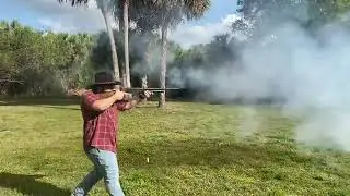 Ithaca M37 Riot Gun Slam Fire #ww2 #ithaca #shotguntricks