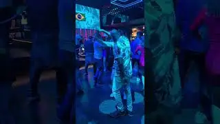 how to dance bachata at night club Melbourne Australia