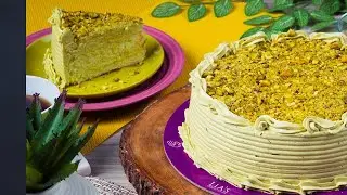 Lia's Cake in Season