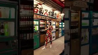 Nostalgic Vibes! Exploring a Retro Japanese Vending Machine