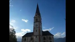 Rinn (Tirol) Gel&auml;ute der Pfarrkirche zum hl. Apostel Andreas