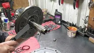 Como alinear la bomba de la transmission de una ford explorer