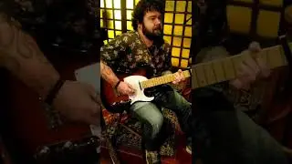Tarde de grava&ccedil;&otilde;es das guitarras do &aacute;lbum da @oficialfronteno Est&uacute;dio K30 em Porto Alegre.