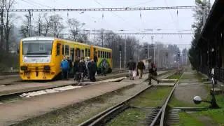 Vlak Regionova (ČD Class 814) na nádraží v Písku