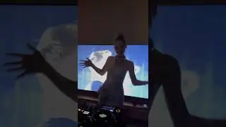 #dj #techno #electronicmusic #melodichouse #djnessa #femaledj #music #party #djset #melodictechno
