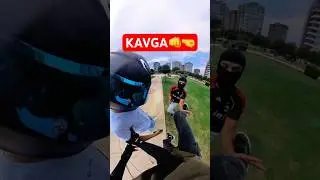 Tanımadığımız kişinin kavgasına dahil olduk😂😂😂😂 #shorst #motorcukavgaları #komedi #mersin #vlog