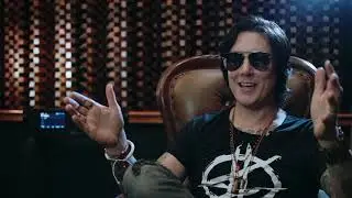 Synyster Gates About His Switch to the Axe Fx III