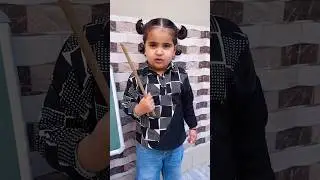 Anaya Dekho Kisko Pdha Rahi Hai