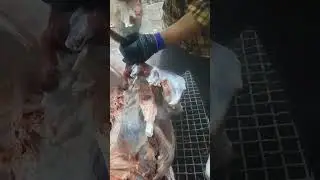 Freshest beef leg, cut on the spot