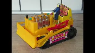 I Bulldozer PE021 70s. 