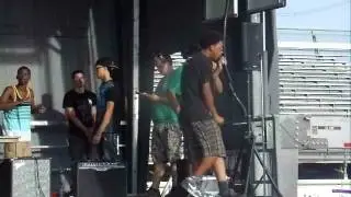 Happy Pharrel Williams REMIX- flowrhymes