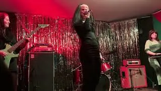 Es - Mystery (Live) @ New River Studios 13/12/2025