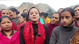 MLA Kishtwar Shagun Parihar kick started road construction work for Kiyar Dachhan. Watch video
