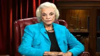 Justice Sandra Day O'Connor: 