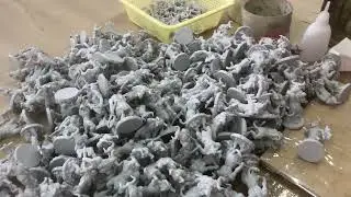 Inferno; The Manufacturing Process, The Minis