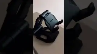 One of our favorite products, the heavy duty desk stand that folds for easy carry. Via @thatgijoe