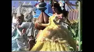 Mickey's Soundsational Parade - Disneyland - August - 2015