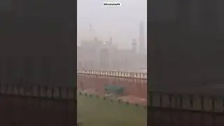 Badshahi Mosque Lahore Rain Scene