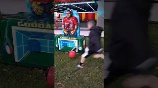 Football Kicking Arcade Machine Fail #football #footballfails #shorts #arcadegames #arcade #fail
