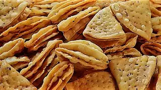 Khasta Lacchedaar Mathri Recipe | Mathri Recipe | Snacks | Maida ki Mathri Recipe 