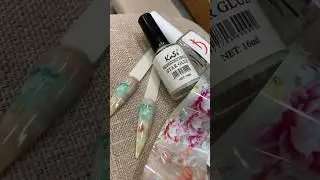 FOIL GLUE VS ULTRA BOND ➡️ works same 🤷&zwj;♀️ #nailart #nailhacks #shorts