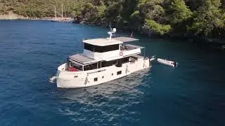 Nayk 1 Trawler charter in Turkey   Indulge in water activities