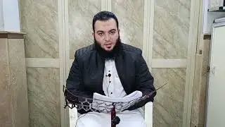 شابٌ يبتسم وهو ميّت