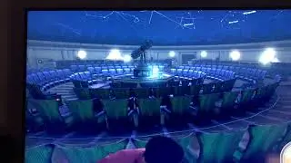 Green highlights around objects in dark areas while moving camera in game Samsung Q60R