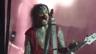 Stadium Tour Motley Crue Up Close Kickstart My Heart