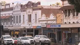 'Being ignored': Ipswich Mayor stands with constituents over foul odour