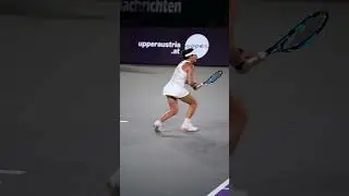 🇮🇹 Lucrezia Stefanini leaving everything on the court 🎾