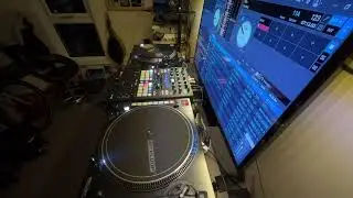 Deep and Dark Techno, Dub House Grooves | Spotify/Serato DJ Mix with Control Vinyl