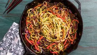 Zucchini Noodles Chow Mein {Zoodle Chow Mein}