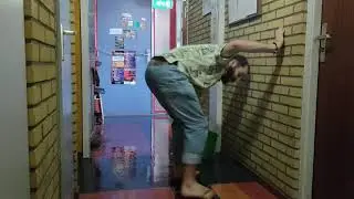 Creative Corridor Cleaning with Home-made Traditional Japanese Footwear and Dancehall Style Beat