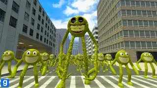 USA Army vs GIANT Smiling Monster